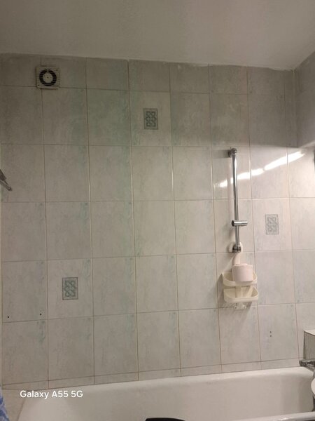 Nerva Traian, Mircea Voda, 3 camere decomandat, stradal.